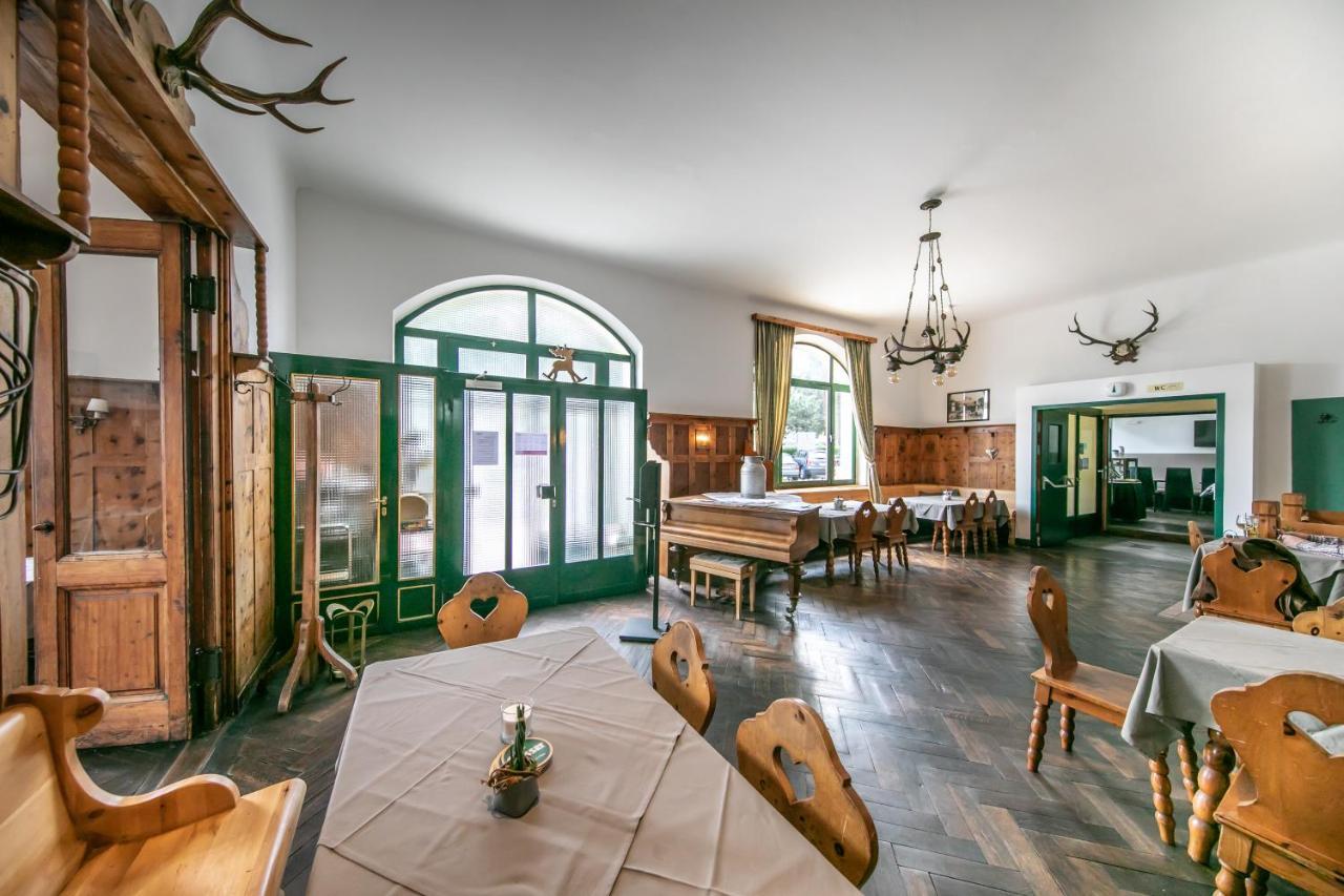 Hotel Bergwirt Schoenbrunn Wenen Buitenkant foto