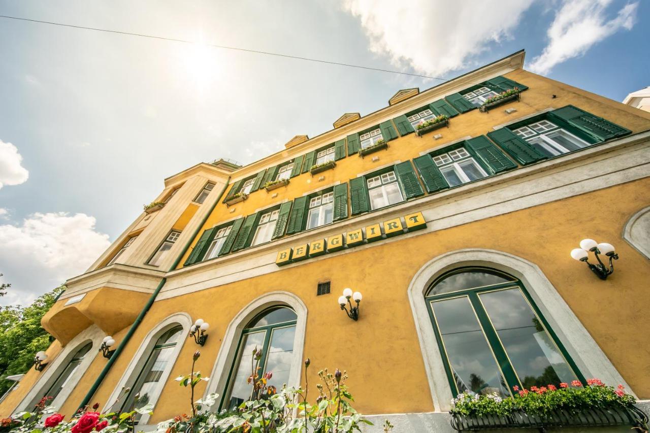 Hotel Bergwirt Schoenbrunn Wenen Buitenkant foto